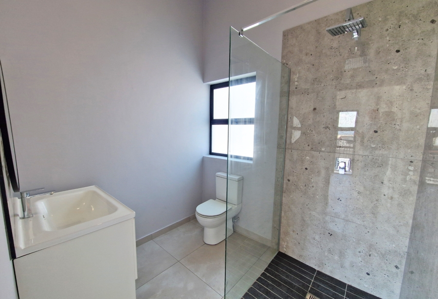 3 Bedroom Property for Sale in Wavecrest Eastern Cape
